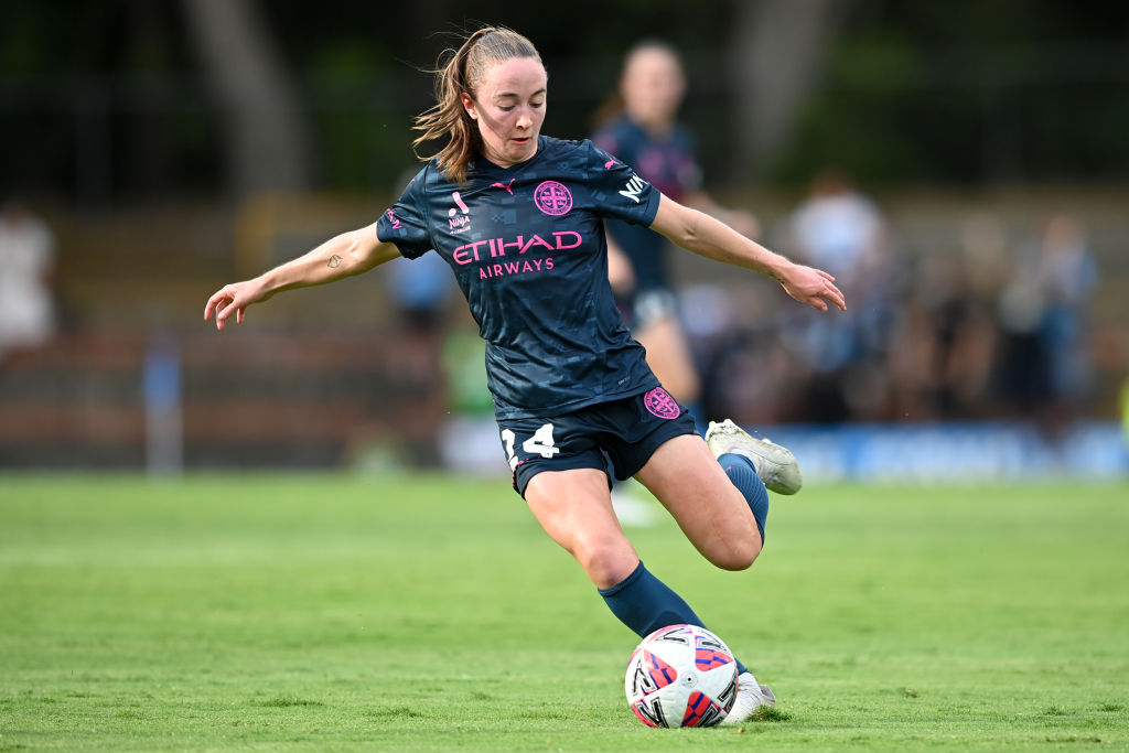 SYDNEY, AUSTRALIA - JANUARY 05: Laura Hughes of Melbourne City kicks the ball during the round 10 A-League Women's match between Sydney FC and Melbourne City at Leichhardt Oval, on January 05, 2025, in Sydney, Australia. (Photo by Izhar Khan/Getty Images)