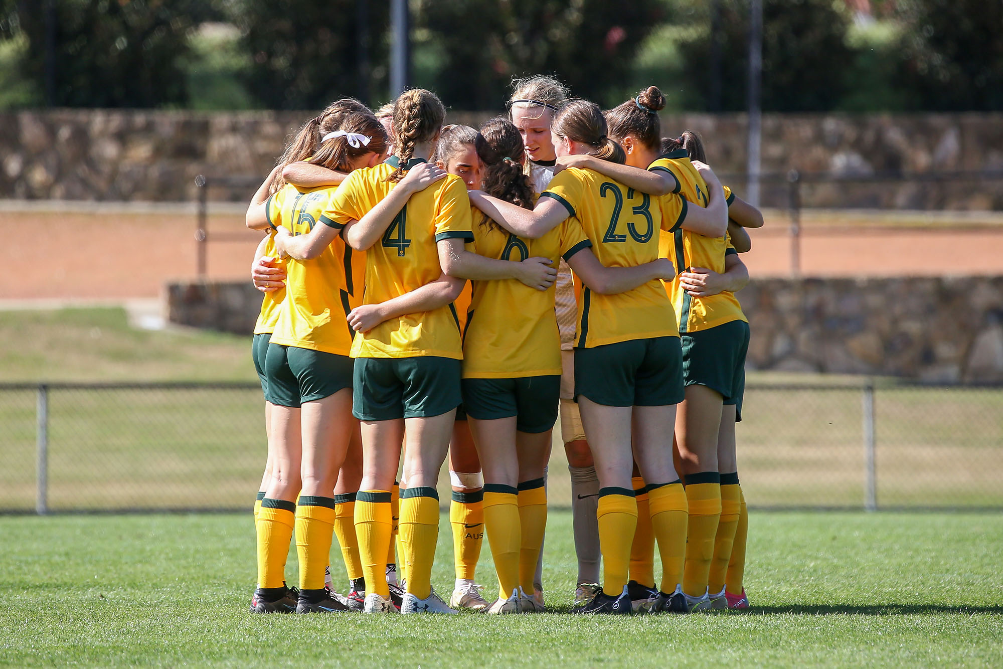 Las jóvenes Matildas en su amistoso internacional contra Nueva Zelanda en Canberra, abril de 2022. (Foto: Anthony Caffery)