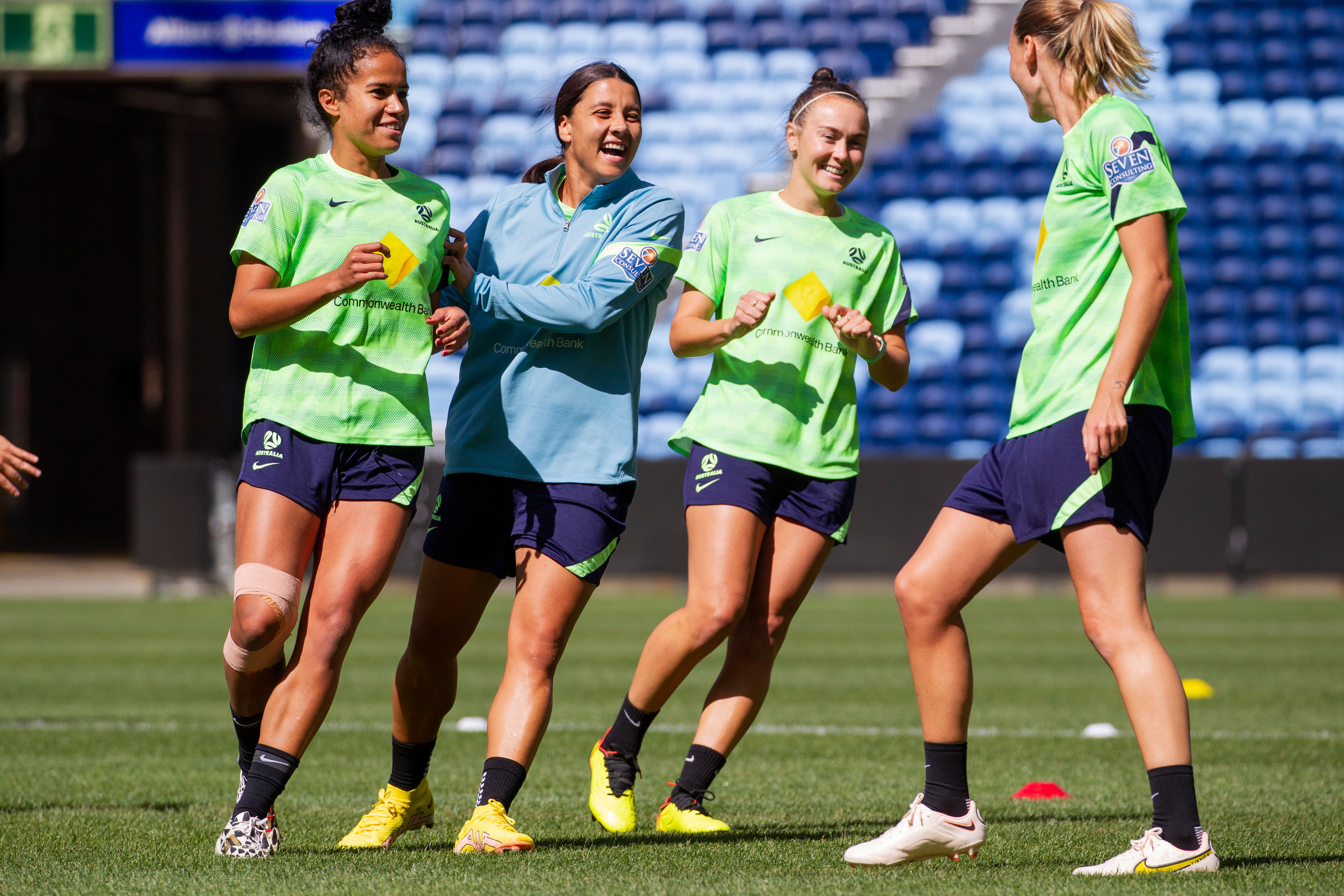 The CommBank Matildas at the MD-1 training session in the Allianz Stadium.  (Photo: Tiffany Williams)