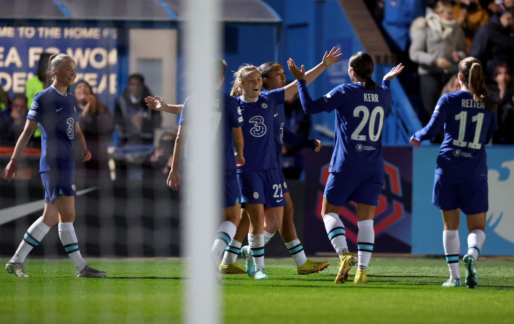 Erin Cuthbert (C) of Chelsea FC Women celebrate with team mates after scoring their team's 2nd goal during the UEFA Women's Champions League group A match between Chelsea FC and Real Madrid at Kingsmeadow on November 23, 2022 in Kingston upon Thames, England. (Photo by Warren Little/Getty Images)
