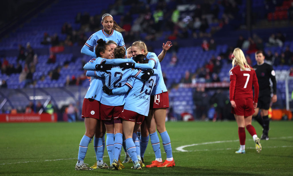 Filippa Angeldahl fra Manchester City feirer etter å ha scoret sitt første mål under FA Women's Continental Tyres League Cup-kampen mellom Liverpool og Manchester City på Prenton Park 7. desember 2022 i Birkenhead, England. (Foto: Nathan Stirk/Getty Images)