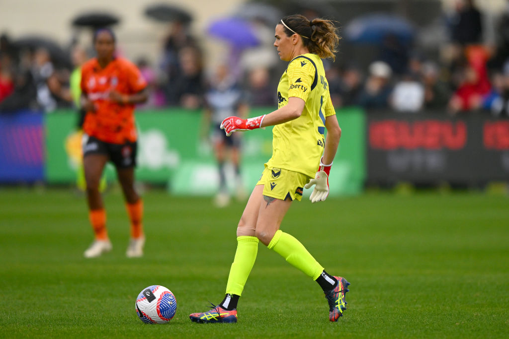 Lydia Williams of the Melbourne Victory moves the ball out of defense during the round one A-League Women match between Melbourne Victory and Brisbane Roar at La Trobe University Sports Fields on October 15, 2023 in Melbourne, Australia. (Photo by Morgan Hancock/Getty Images)