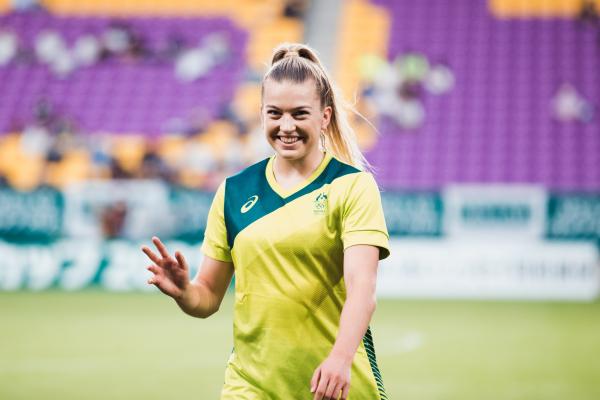 Charlotte Grant warming up in Japan