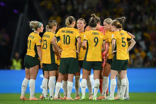 Australia players huddle after allowing Nigeria second goal during the FIFA Women's World Cup Australia & New Zealand 2023 Group B match between Australia and Nigeria at Brisbane Stadium on July 27, 2023 in Brisbane / Meaanjin, Australia. (Photo by Matt Roberts - FIFA/FIFA via Getty Images)