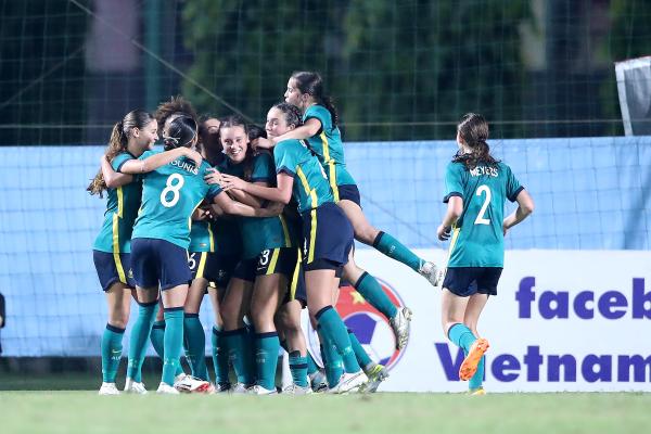 Junior Matildas celebrate scoring against Vietnam in AFC U-17 Women's Asian Cup Qualifying