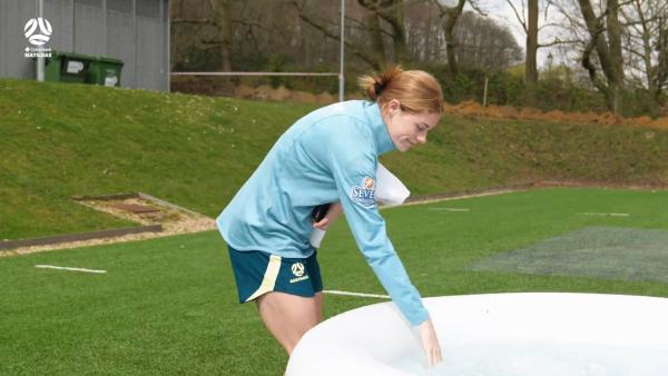 Confirmed: Ice baths are 1000% colder in the UK! 🥶🧊